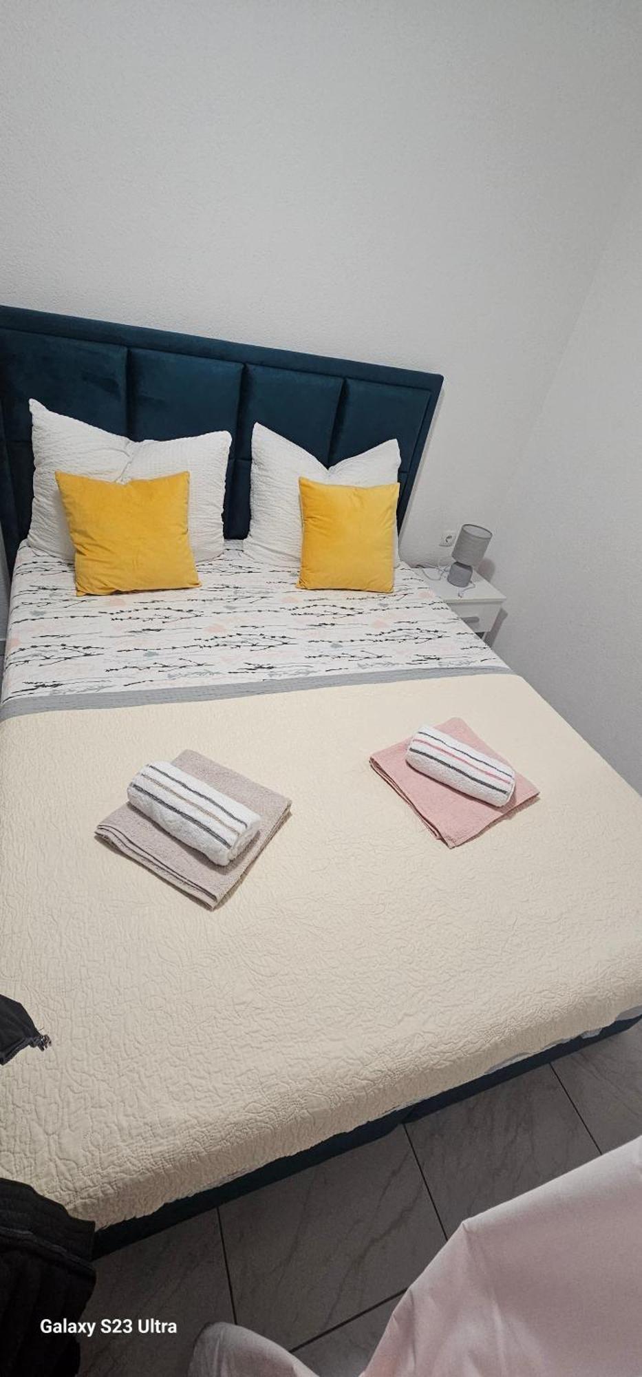 Sea Star Apartment Gradac  Bagian luar foto